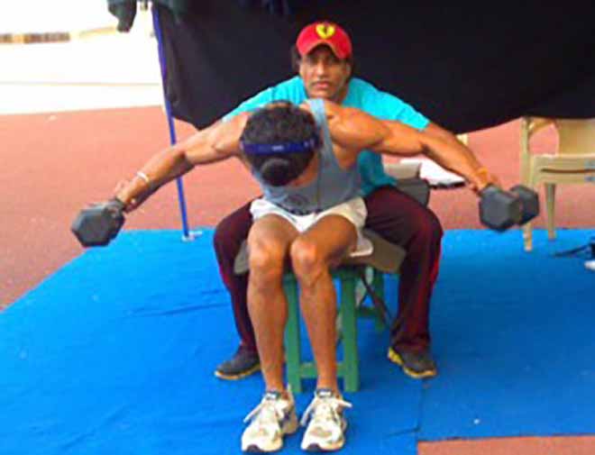 Farhan Akhtar Weight Training