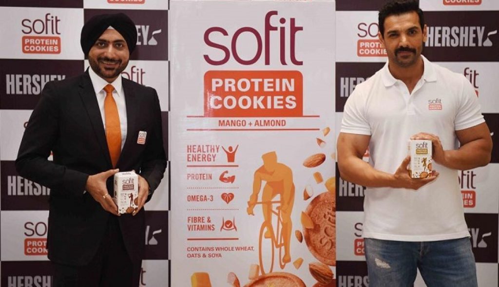 John Abraham Sofit Cookies