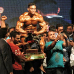 Mr India 2016 Sunit Jadhav Flexing