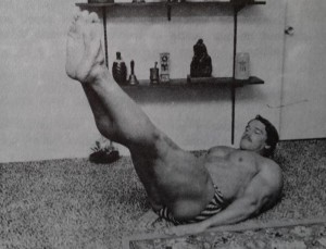 Rare Arnold Photos Leg raise