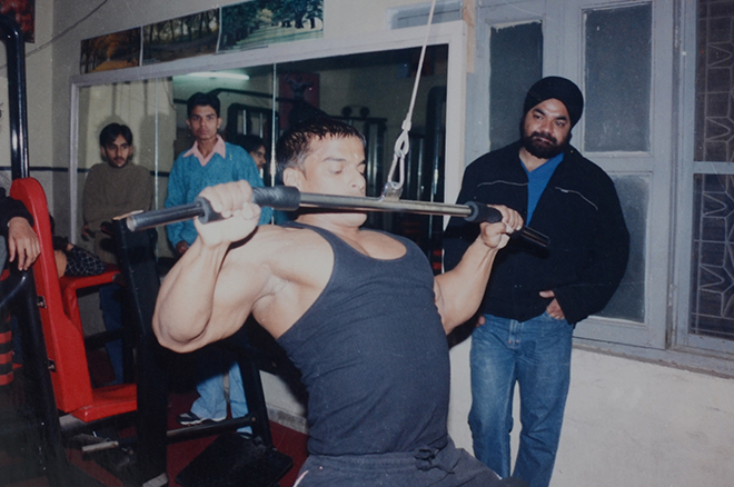 Yatinder Singh Working out