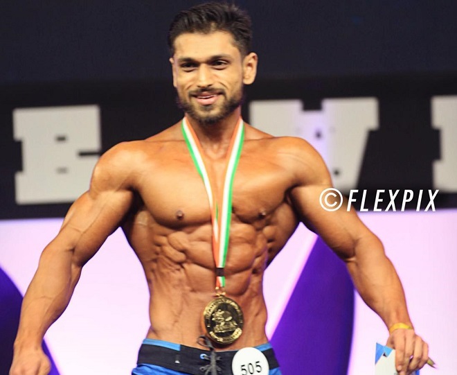 Sandeep Yadav wins Gold at Amateur Olympia