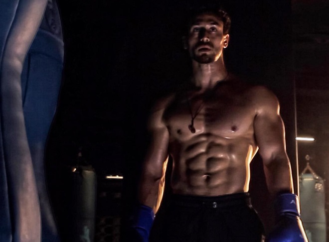 Tiger Shroff abs MMA
