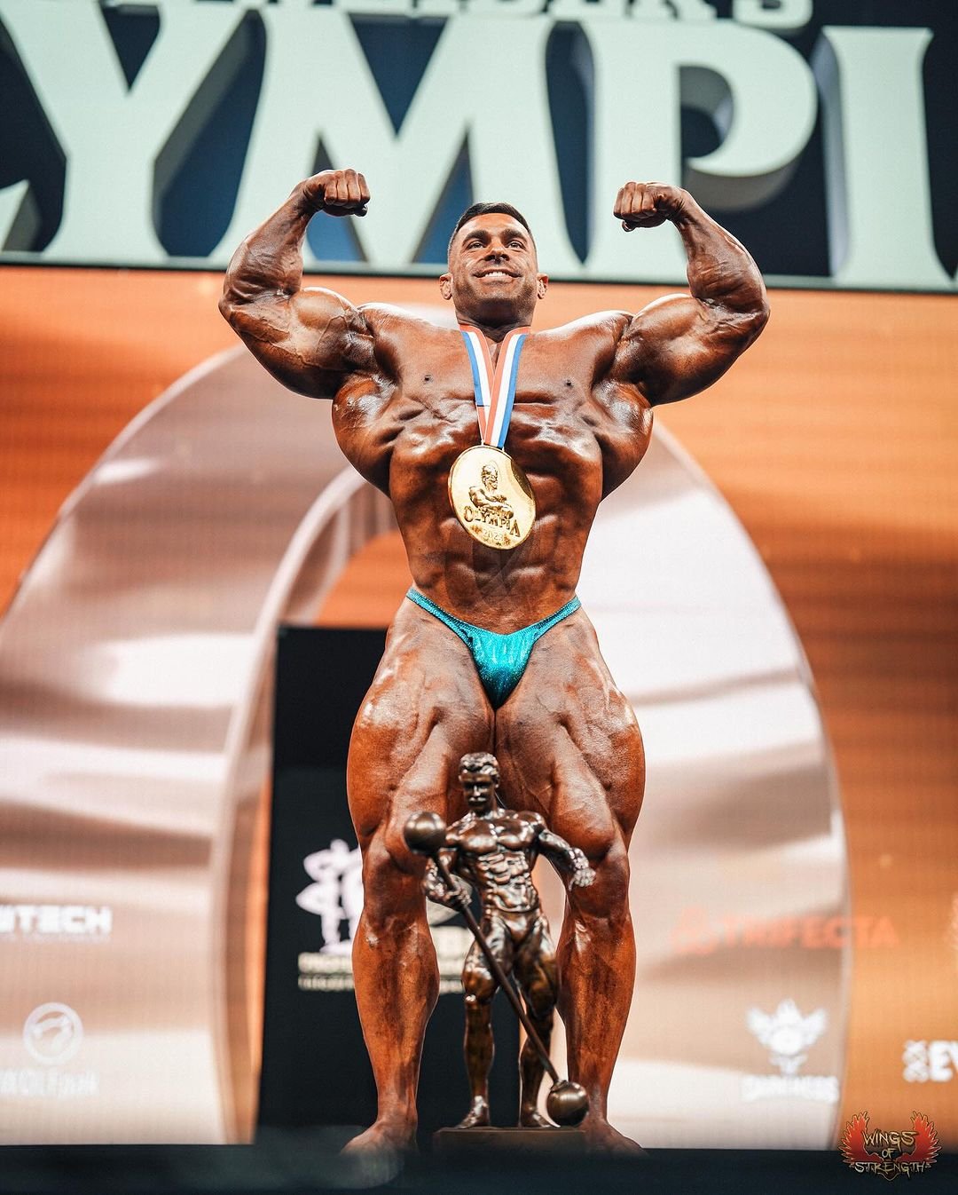 Mr. Olympia 2023: Derek Lunsford Overcomes Injury and Defeats Hadi Choopan  to Claim Mr. Olympia Title - IBB - Indian Bodybuilding